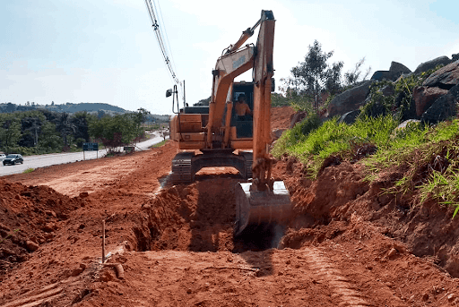 terraplanagem serviço na empresa demolidora abelhao formigao em ribeirao preto